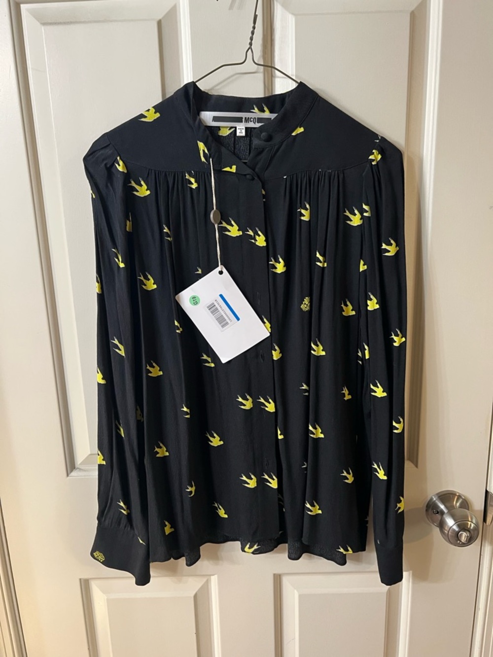 McQ Alexander McQueen Swallow Print Silk Blouse - Black/Yellow size IT34